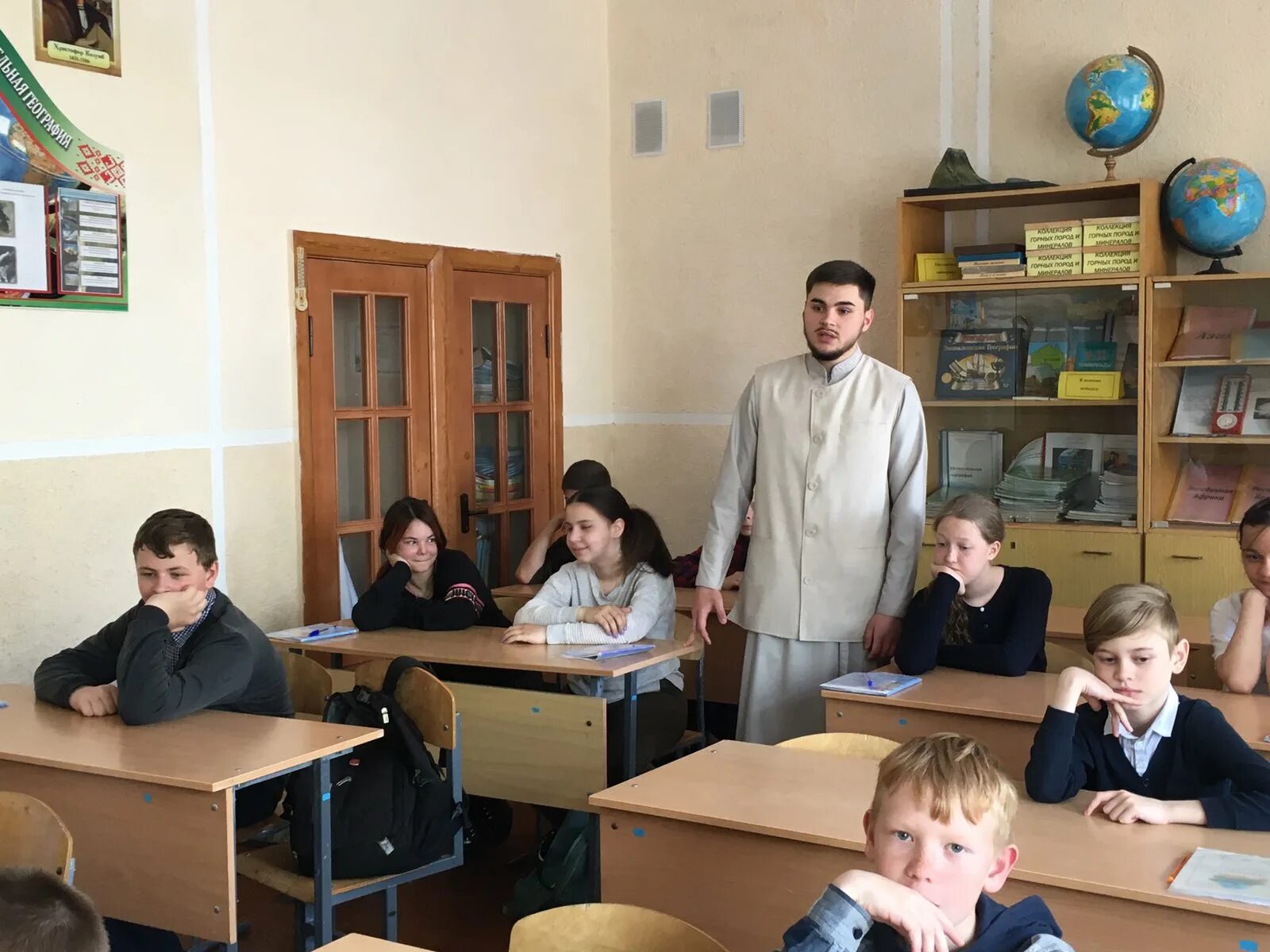 13 школа жлобин улица. Улица первомайская жлобин. Жлобин. Средняя школа 7 жлобина. Школа 9 жлобин.