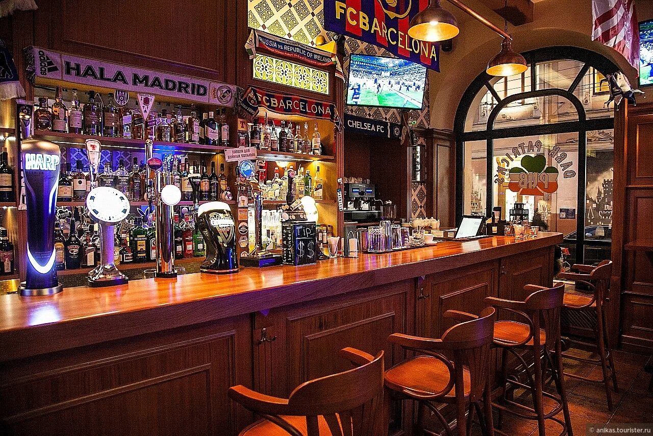 Dark patrick s pub. Дарк патрик паб. ирландский паб на лубянке. dark patrick&#039;s pub, москва. дарк патрик паб на лубянке.