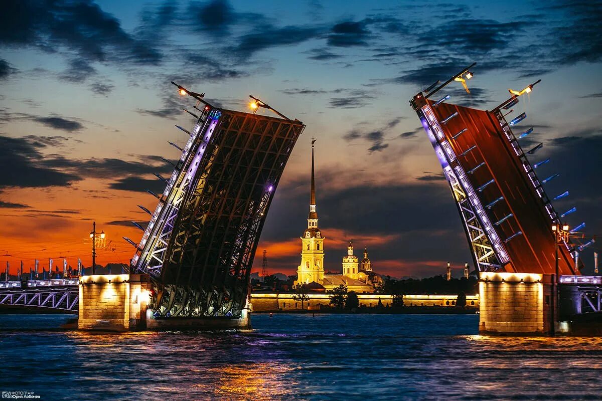 Куда сходить в центре питера