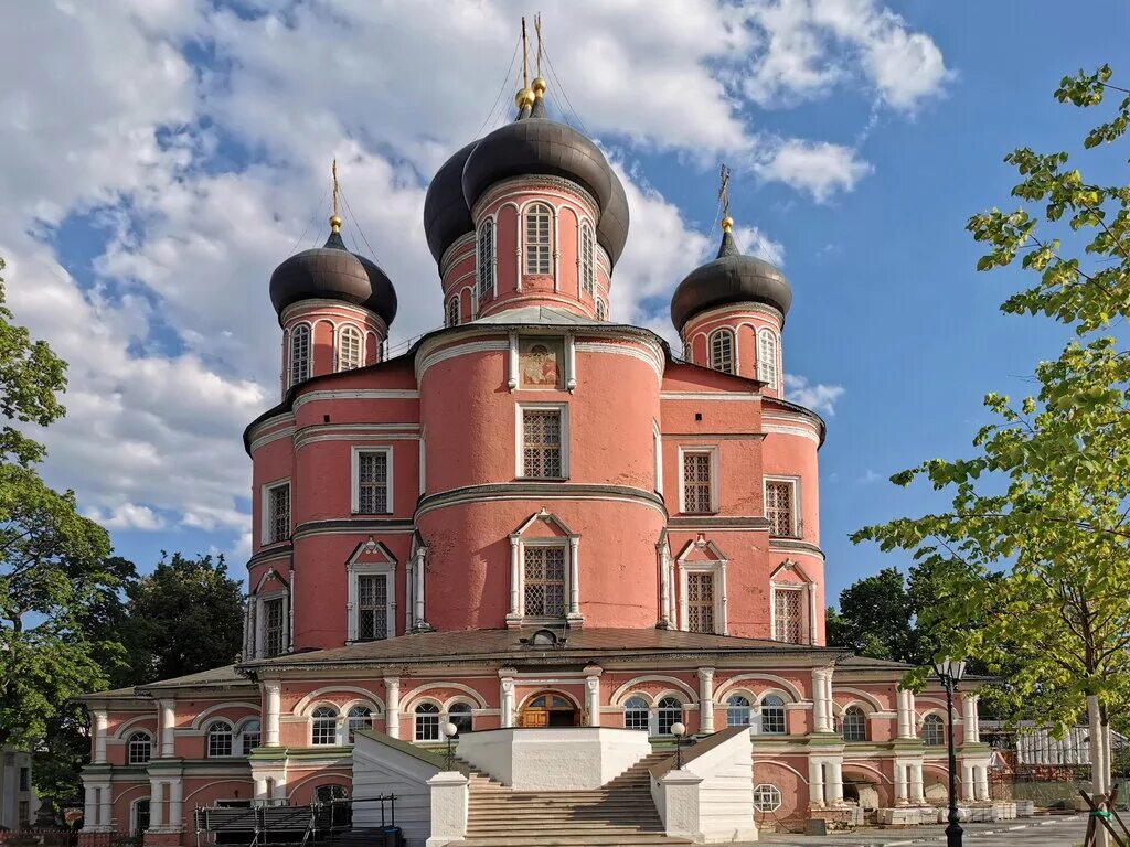 Свято донской монастырь. Храм Донского монастыря в Москве.