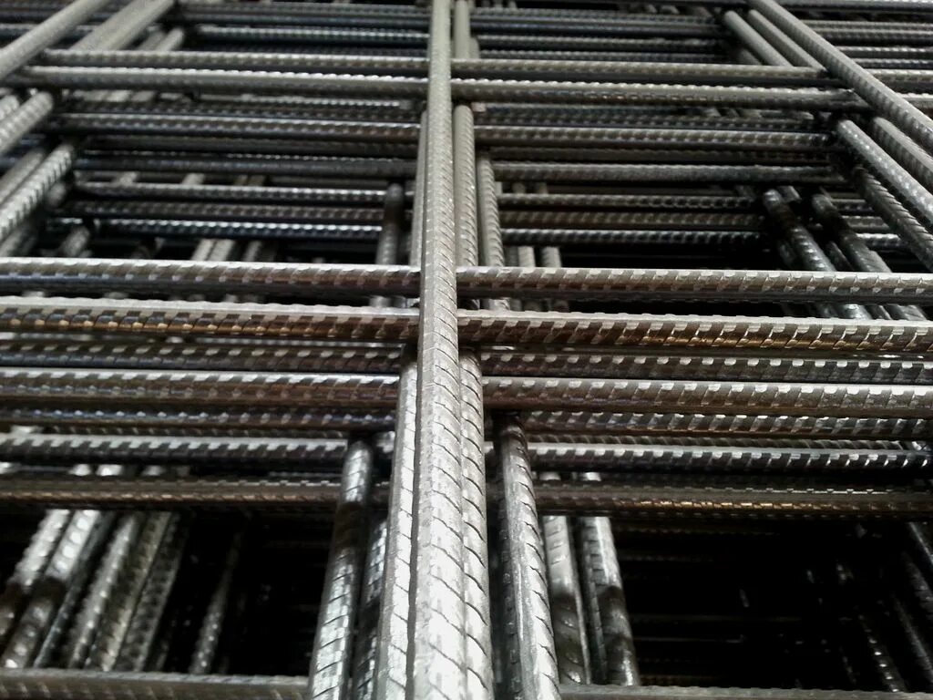 Армирование монолитной плиты перекрытия толщиной 150. Сетка арматура шаг 100х100 моналит. Армирование плиты 150 мм чертеж. Армирование плиты перекрытия 200 мм. Армированием толщиной мм.