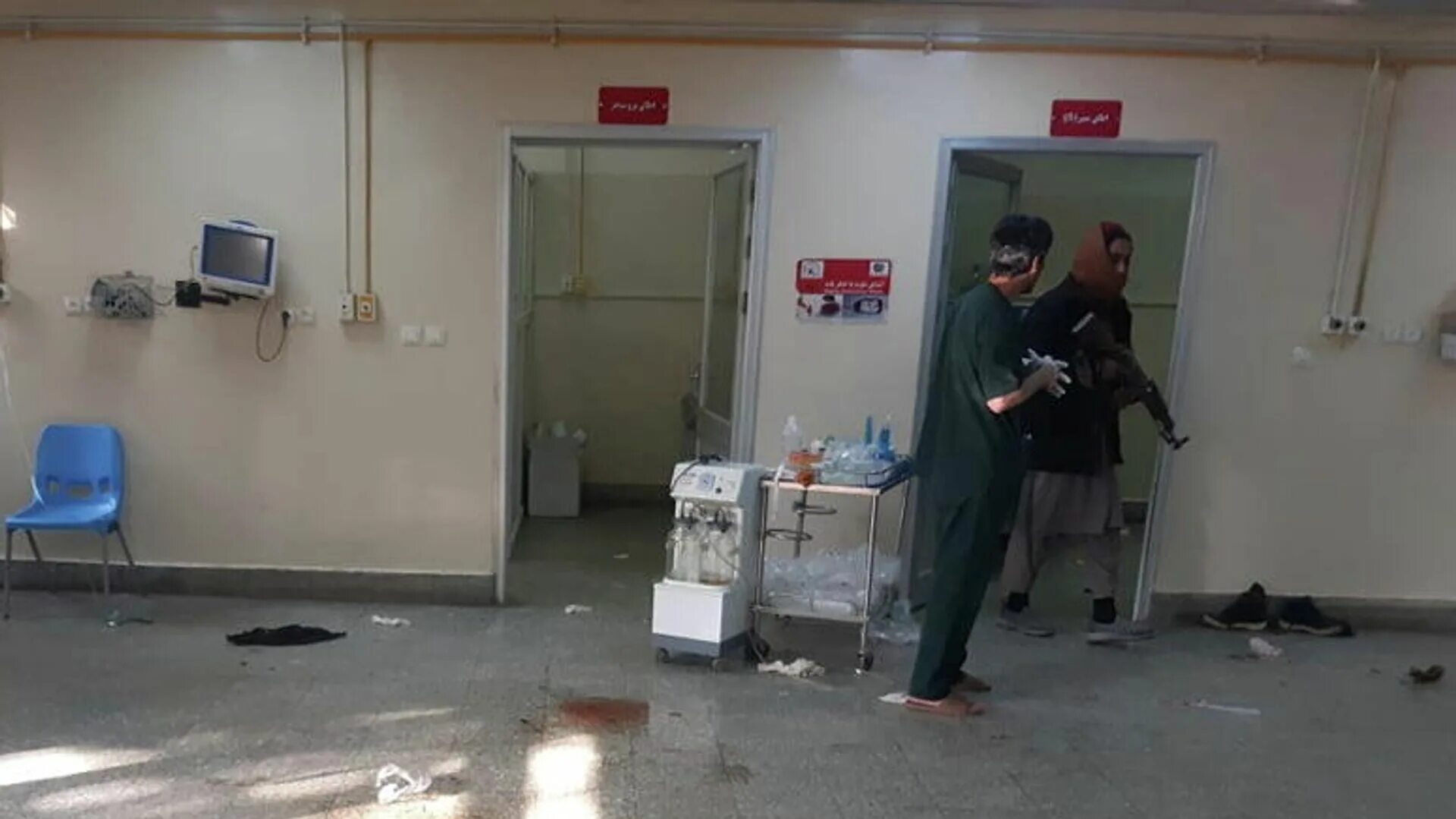 Нападение массовый. Больница изнутри на которую напали террористы. Кабул медцентр. Террористы которые нападают на школы и больницы.