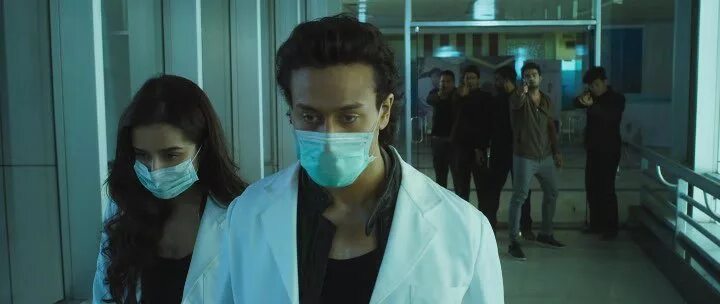 Rebel перевод. Бунтарь фильм 2016. Бунтарь 3 фильм 2020. Бунтарь 7. Бунтарь baaghi 2016.