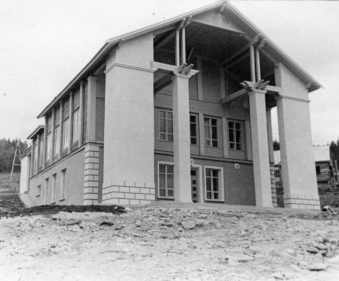 г. стадион строитель железногорск-илимский. железногорск-илимский иркутская область достопримечательности. железногорск илимский 6 квартал. старый город железногорск илимский.