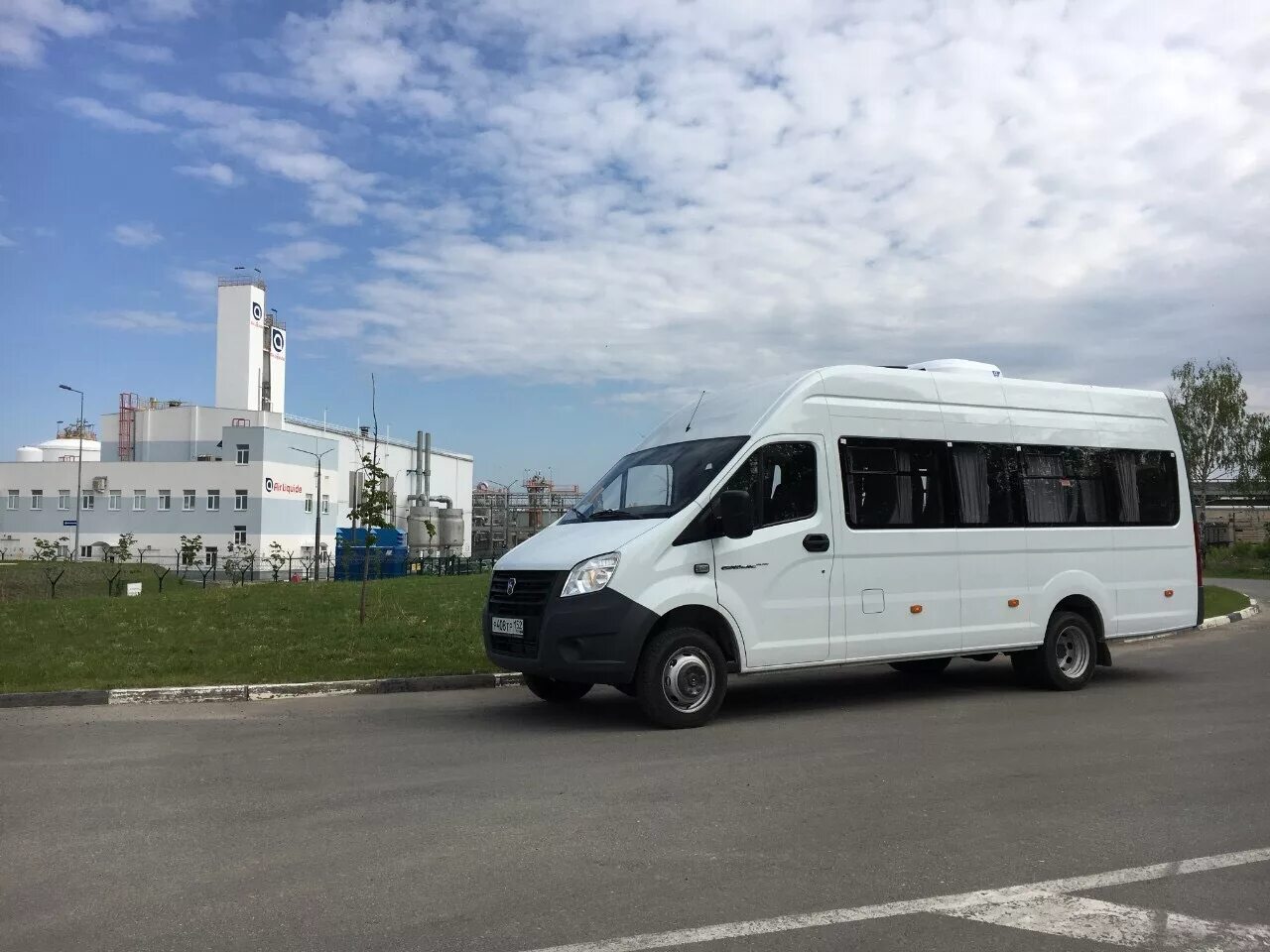 Некст пассажирский микроавтобус. Газель next пассажирская 19 мест. газель некст пассажирская 20 мест. газель некст 19 мест. газель некст пассажирский 19 мест.