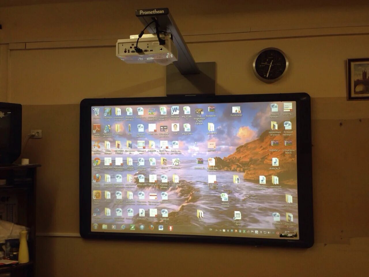 Интерактивная доска для школы. Promethean 88 activboard. Приложение ростелеком тв для smart. Кронштейн интерактивного дисплея ds-d5abl. Рельсовая доска с интерактивной системой.