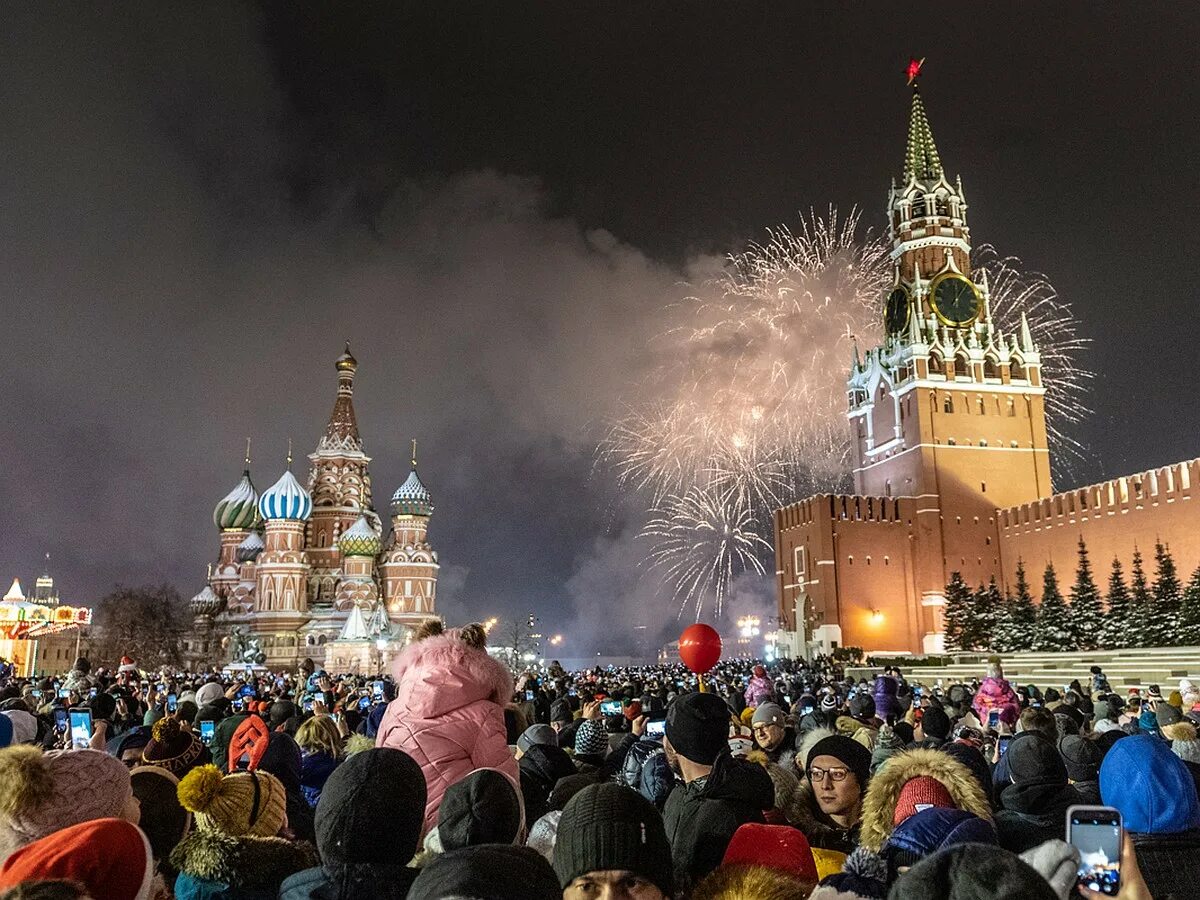 Red square nova