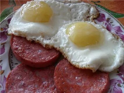 Рецепт вкусных яиц с колбасой