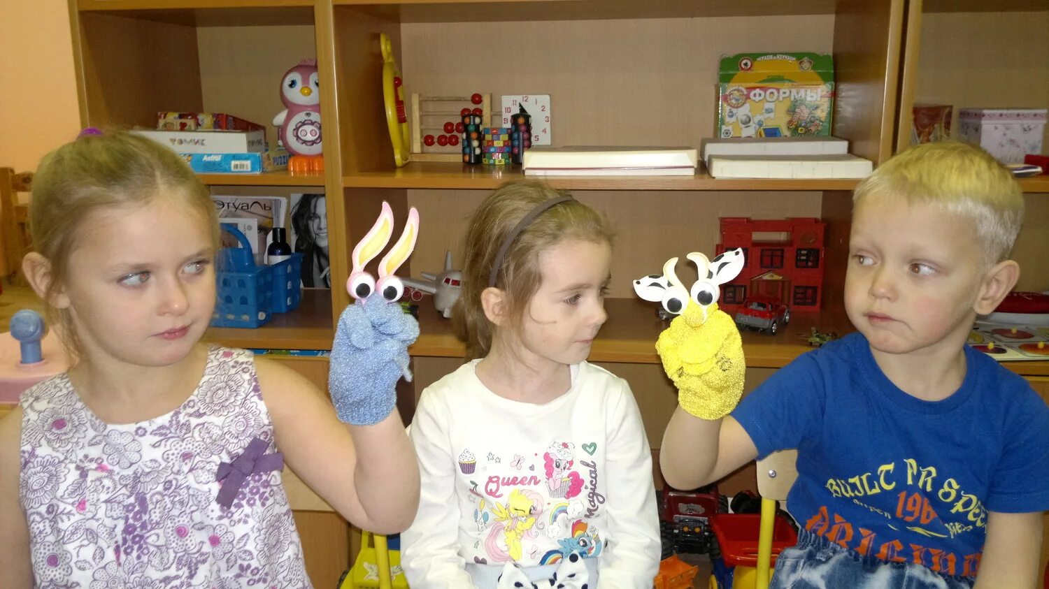 коробки для детей в детском саду. волшебный стульчик в детском саду. технологии в детском саду. игры с бусами для дошкольников. круги луллия в детском саду.