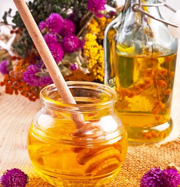 Смесь меда и масла. Прованский мед. Оливковое масло и мед. Мед и растительное масло. Мед с маслом.