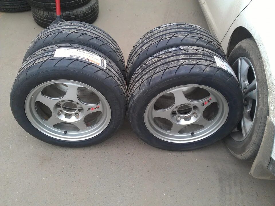 Yamaha yzf r3 2020. R15 3. R15 3. Yamaha r3 черный. R15 7j 195 65.