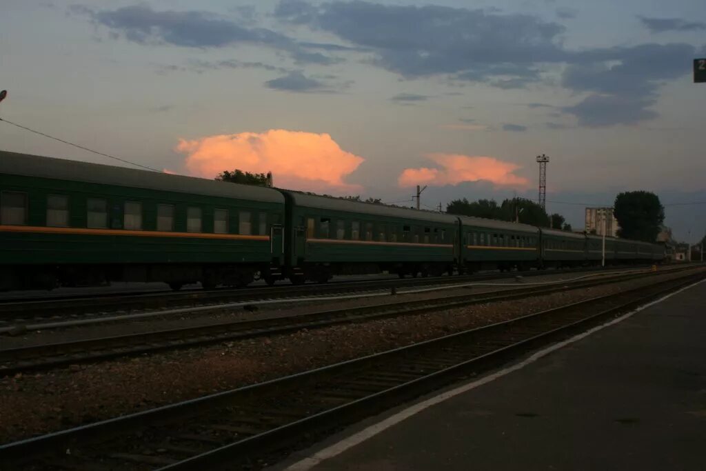 поезд михайловка. станция михайловка таганрог. михайловка станция себряково. тэп70 тепловоз грузовой. поезд михайловка.