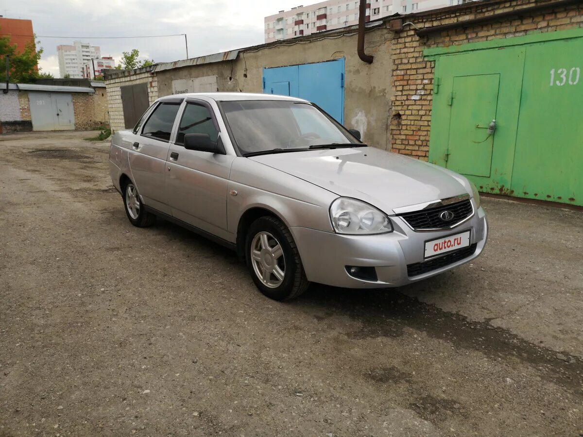 лада приора 1. лада ваз приора 2007. Lada приора 2021. стоит ли брать приору. среди машин приору найди.