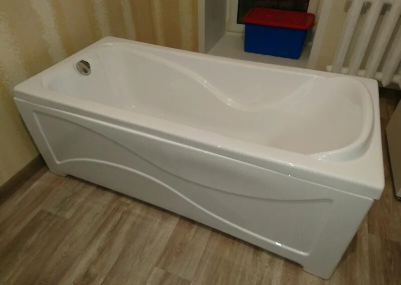 Красноярск ванны акрил. Ванна triton кэт 150х70. Восстановление ванны красноярск. Пузыри на акриловой ванне. Ванну основной металл акрил.