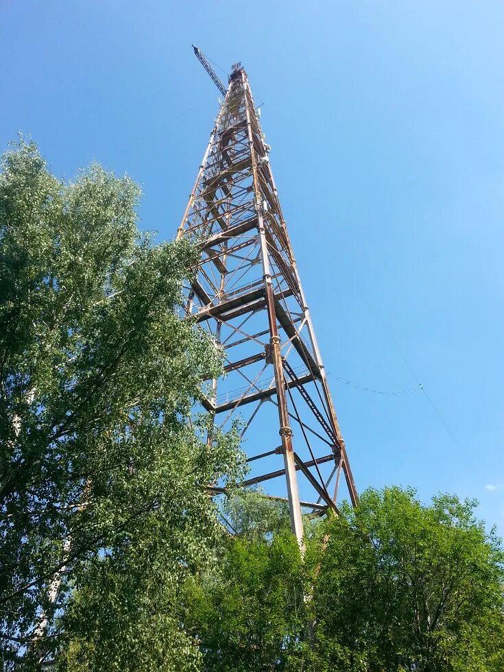 Вышка электроугли. Улт-120 вышка. Деревянная вышка в лесу. Башня ворденклиф. Парашютная вышка.