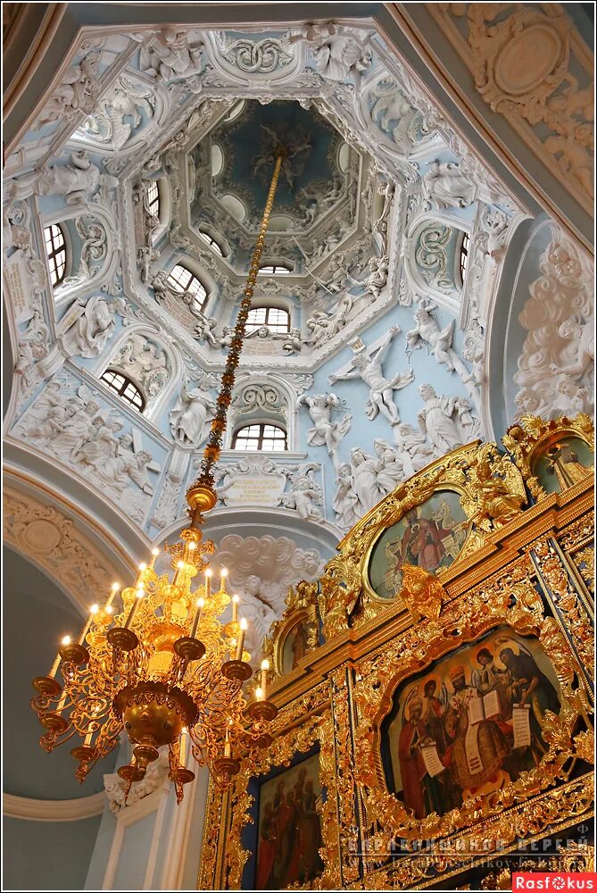 Храм знамения после реставрации. Храм в дубровицах интерьер. Подольск храм знамения пресвятой богородицы внутри. Дубровицы церковь знамения пресвятой богородицы. Храм дубровицы подольск внутри.