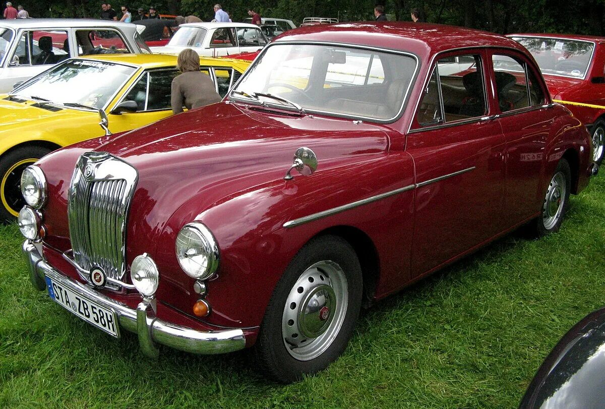 Авто mg mgb. Mg magnette. Mg tf 1250. Mg марка автомобилей. Английские марки автомобилей.