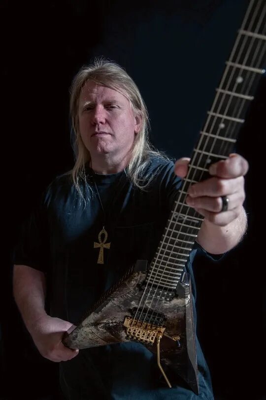 Karl e. Гитарист nile. karl sanders guitar.