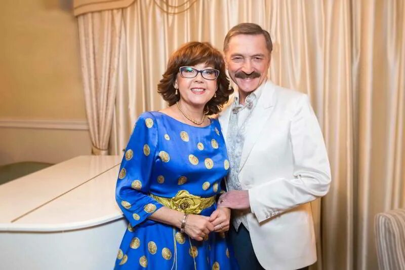 Тихонович. Ядвига поплавская и александр тихонович. двигай поплавская александр тиханович. ядвига поплавская и александр. ядвига поплавская и тиханович.