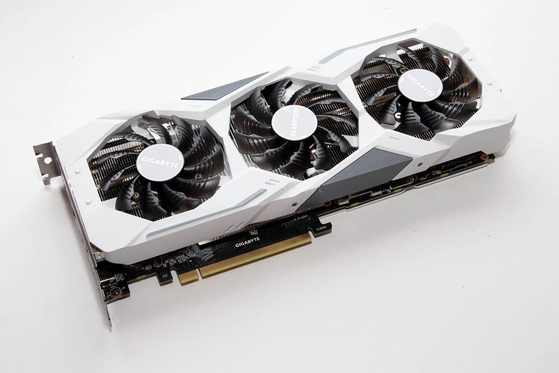 Gigabyte geforce rtx 4070 купить. RTX 2070 Gigabyte. Gigabyte RTX 2070 8gb. Gigabyte RTX 2070 OC White. RTX 2070 White.