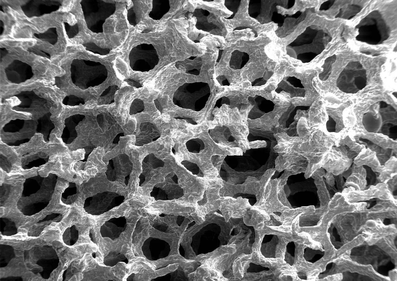 Composite Metal Foam, CMF. Кристалл графена электронный микроскоп. Наночастицы меди электронный микроскоп. Нанопористые материалы. Columnist