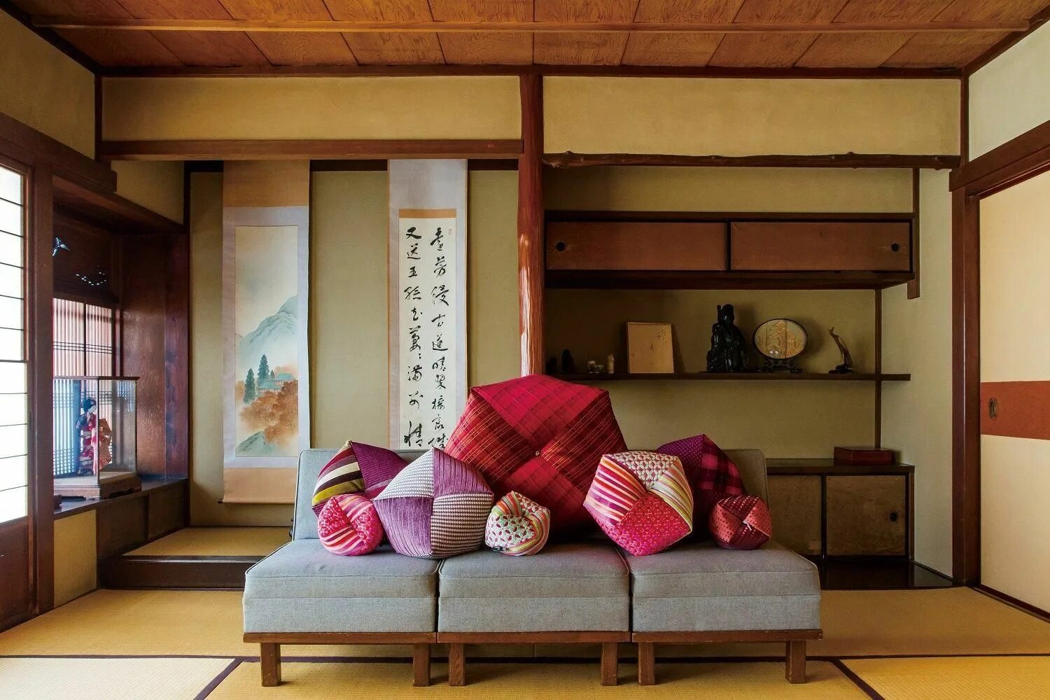 Мебель в японском стиле. Японский стиль в интерьере. Традиционная японская мебель. Шкаф в японском стиле. Asia home