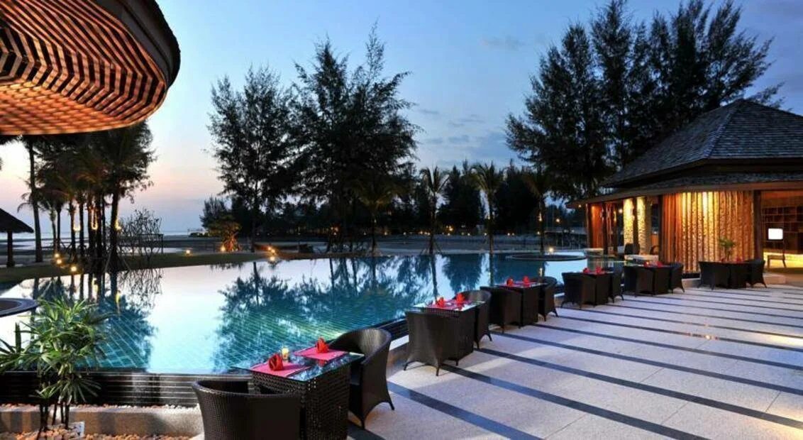 Apsara beachfront resort villa 4. Apsara Beachfront Resort Villa 4 као лак. Eden Beach Resort & Spa 5* Таиланд, као лак. Панабури Бичфронт Резорт. Panwaburi Beachfront Resort 5 Пхукет.