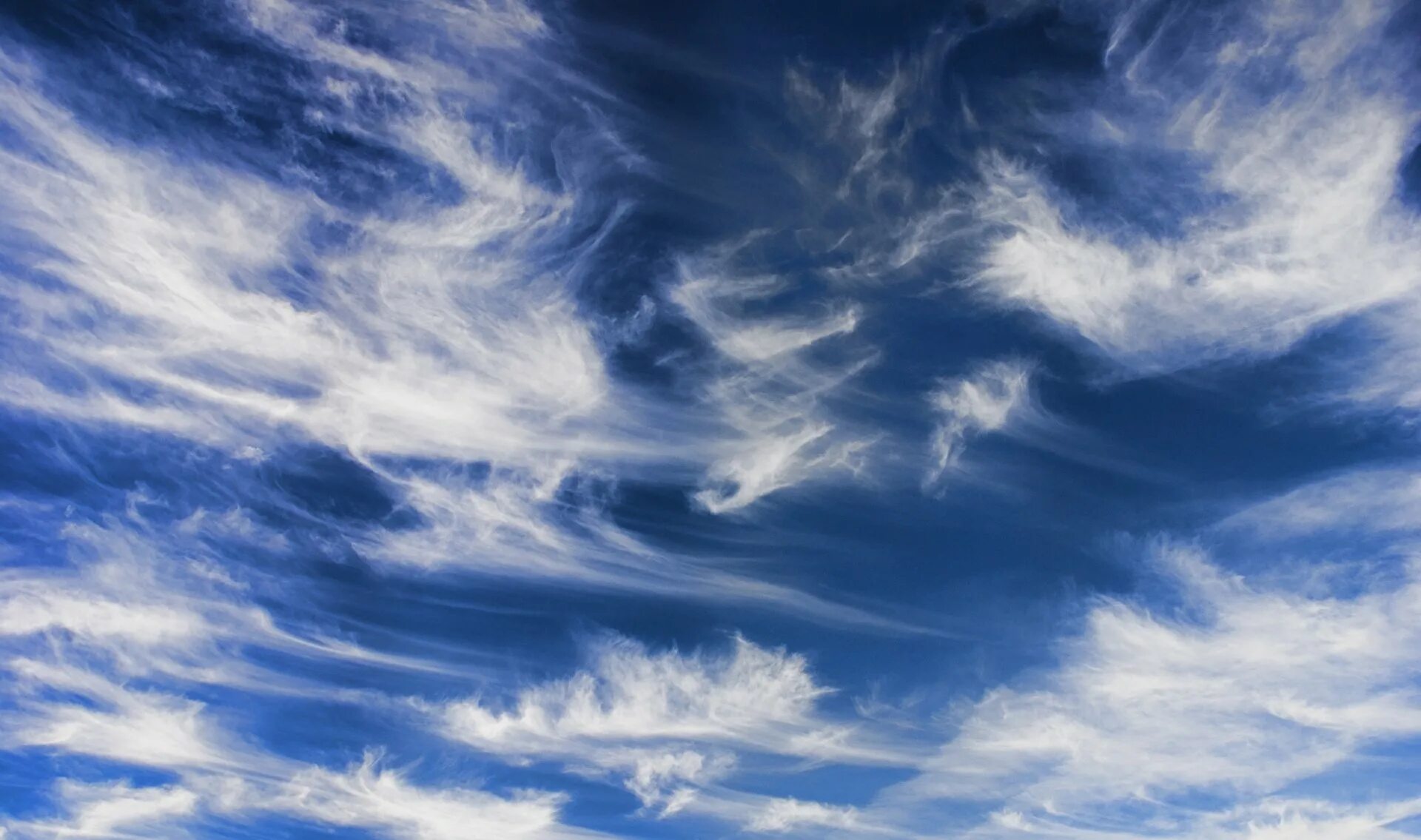 Небо шепчет. Небо с облаками. красивые облака. небо фон. красивое небо.