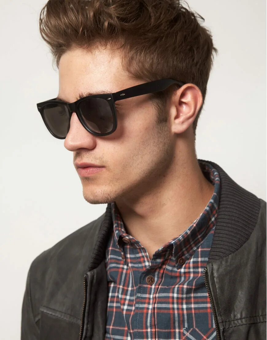 Ray ban стиль вайфаер. Ray ban Wayfarer 2140. Ray ban Wayfarer. Wayfarer Style очки. Мужские серые очки