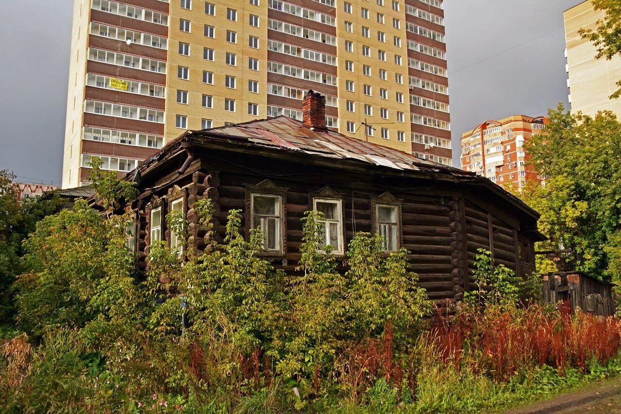 Пермь горький 1. Пермский институт железнодорожного транспорта ургупс. Дом максима горького 5 пермь. Пермь горький 1. Пермь, ул.