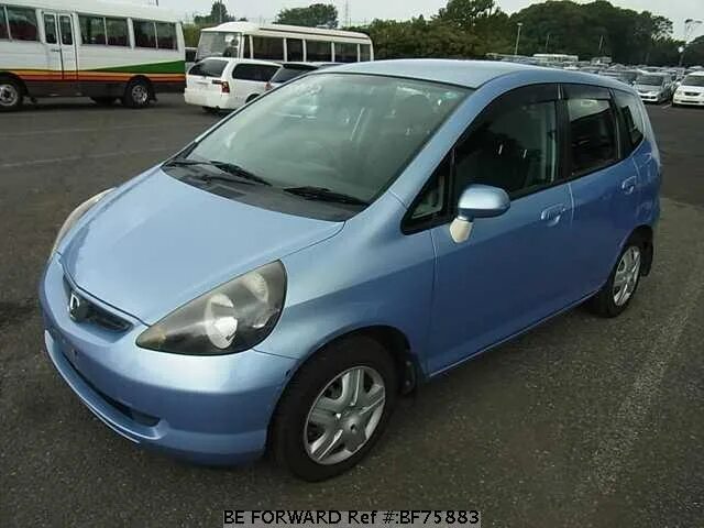 Honda fit 2001. Хонда фит 2001. Хонда фит 2001 года. Honda Fit 2001 года. Зелёная Хонда фит 2001.