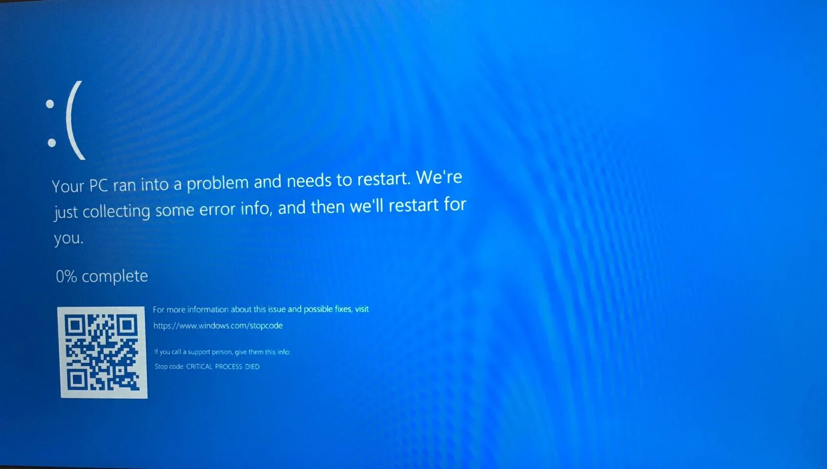 Critical process died. Critical process died Windows 10 как исправить. BSOD critical process died. :( Your PC Ran into a problem and needs to restart critical process died. Синий экран windows 10 critical process died