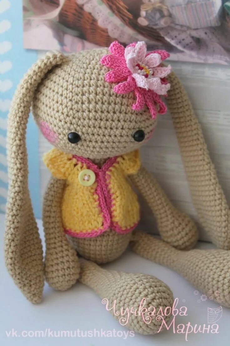 Мк марины чучкаловой игрушки. Зайчик амигуруми. Вязаные игрушки марины. Зайка марины чучкаловой. Мк марины григорьевской плюшевый зайка.