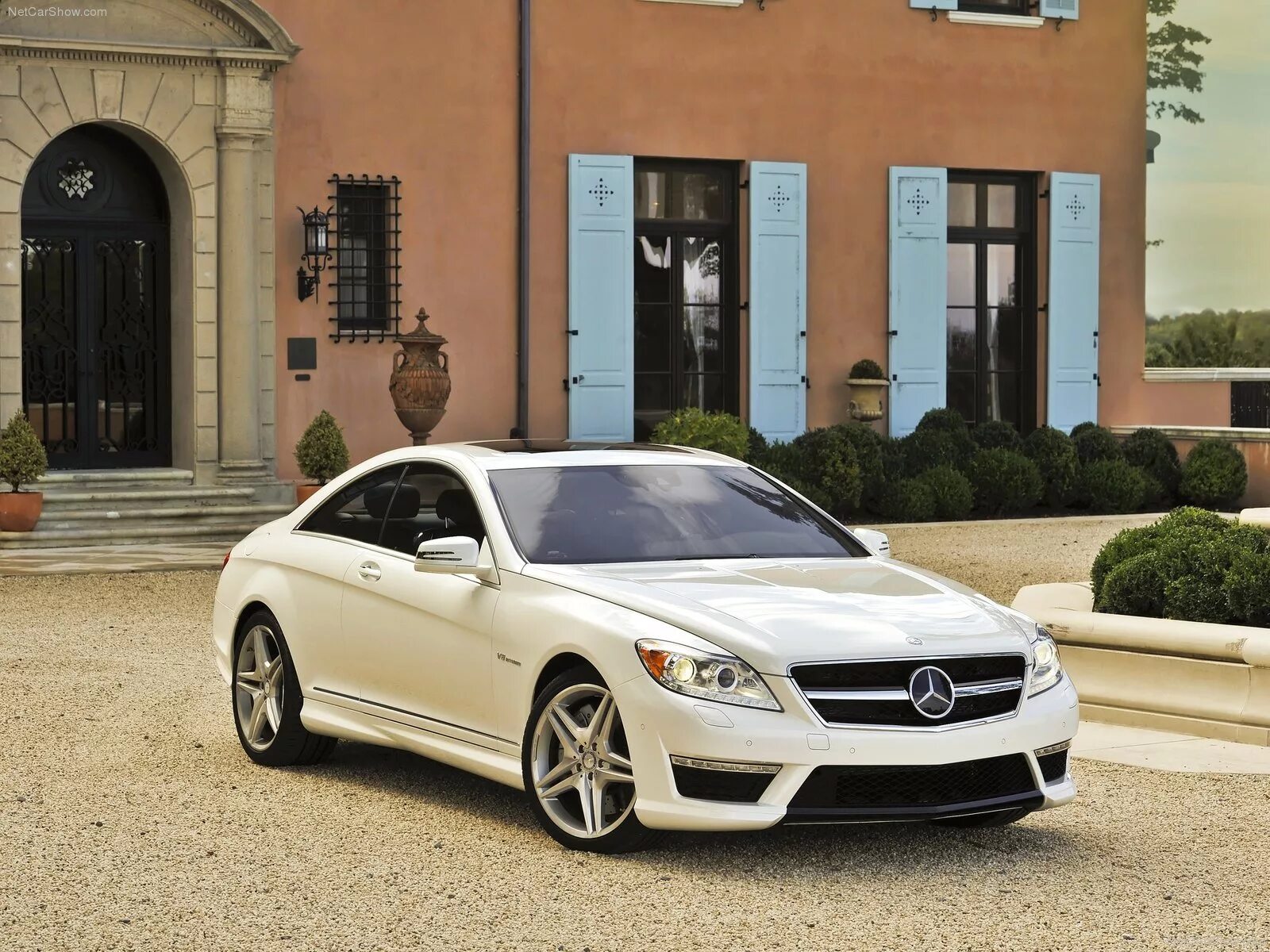 Mercedes cl 2024. Ц63 амг. Машина мерс фото. Мерседес cl65 amg 2011. Mercedes benz cls 550.