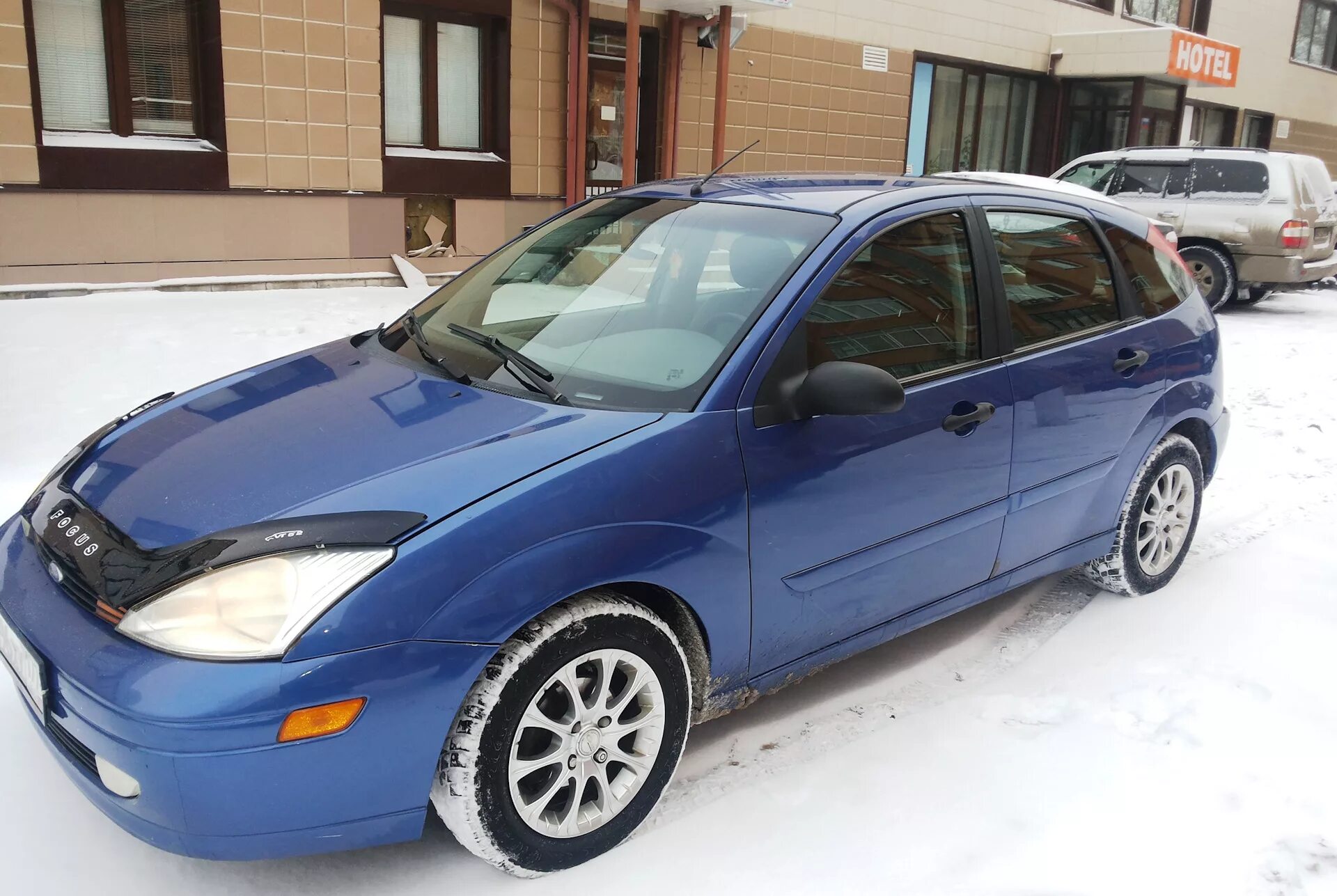 Форд фокус хэтчбек автомат. Ford Focus 1 хэтчбек. Ford Focus 1 2.0. Ford Focus 2004. Ford Focus 2004 2.0.