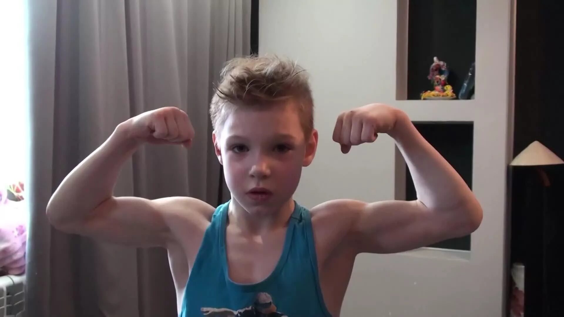 Рука 13 летнего