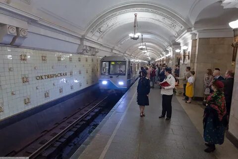 Время поездов в метро