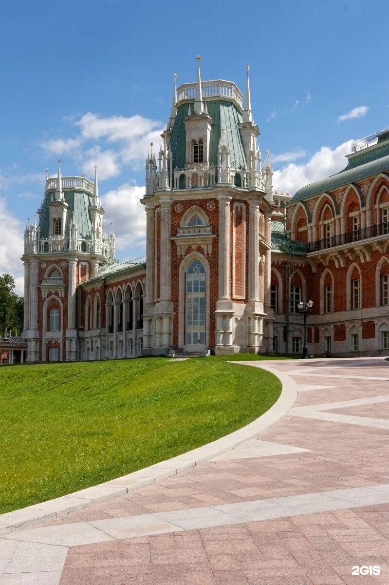 Достопримечательности парка царицыно. Царицыно (дворцово-парковый ансамбль). Парк заповедник Царицыно. Музей усадьба Царицыно. Парк усадьба Царицыно.