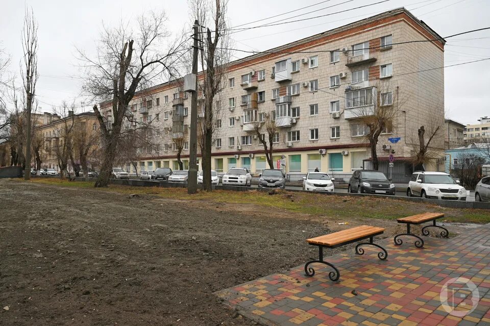 Волгоградская областная коллегия адвокатов, консультация № 32, адвокаты, Универс