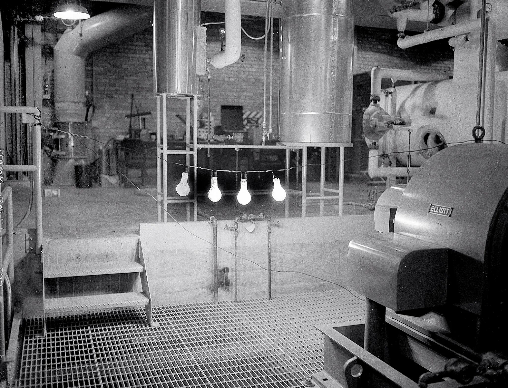 EBR-1 реактор. Экспериментальный реактор EBR-1. Национальная лаборатория Айдахо 1951. Реактор EBR-1 штат Айдахо США.