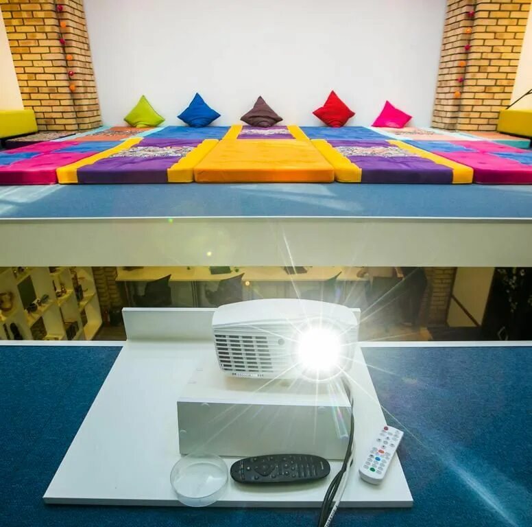 Capslock hostel