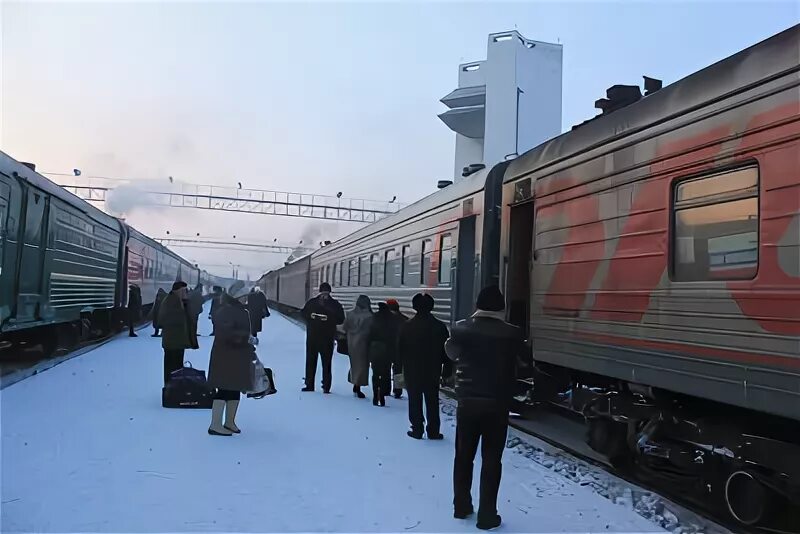 Вокзал Тында зима. Поезд Амурская правда. Поезд Амурский экспресс. Станция Нерюнгри Тында. Купить билет на поезд тында