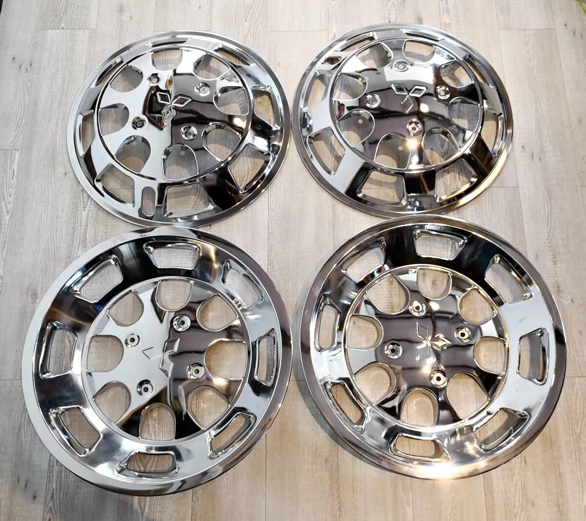 Колпаки грузовые. Колпаки r16 mitsubishi. колпаки митсубиси 16. колпаки r16 mitsubishi canter. колпаки хром митсубиси кантер r16.