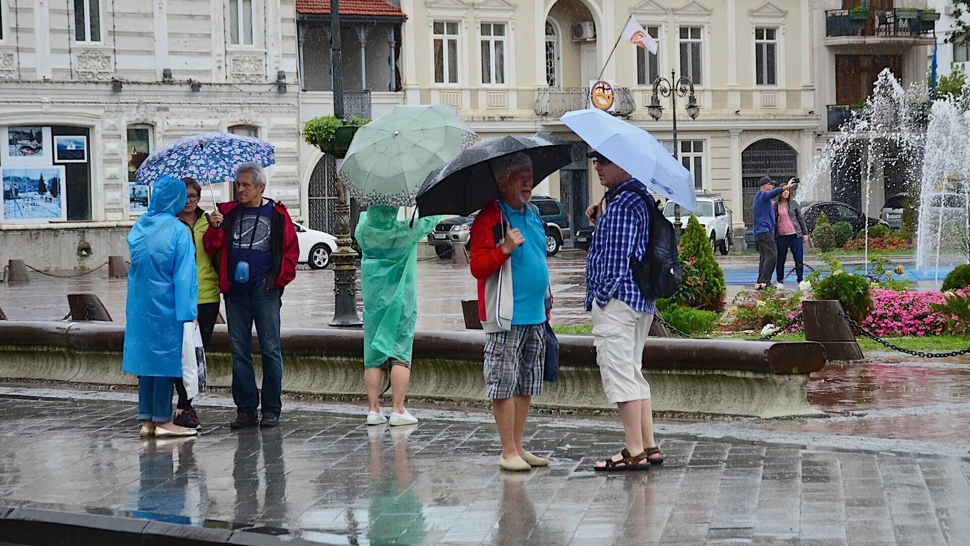 Погода в грузии на 10 дней. Дождь в Тбилиси. Потоп в Батуми. Погода в Грузии сегодня. Прогноз погоды в Тбилиси.