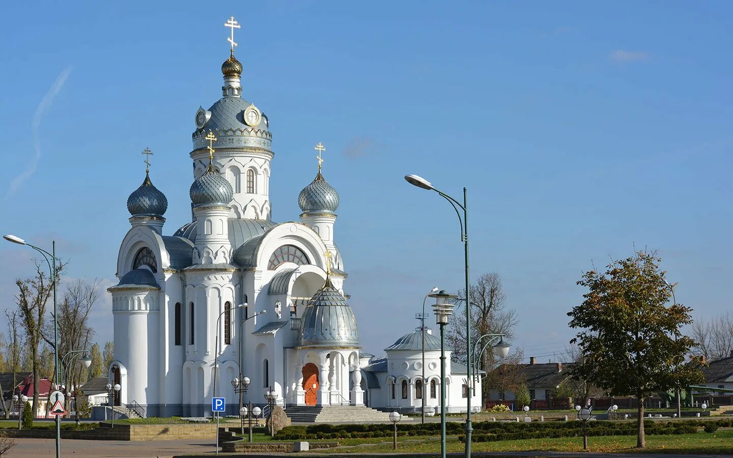 Город береза область. Храм город береза Беларусь. Храм Архангела Михаила береза. Берёза Церковь Брестская область. Храм Святого Архангела Михаила Витебск.