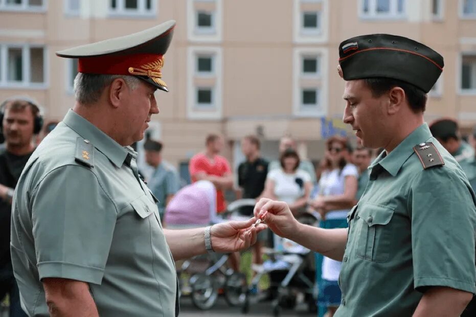 Служебная квартира. Служебное жилье для военнослужащих. Военнослужащие и их семьи. Свежие новости жилье военным. Свежие новости жилье военным.