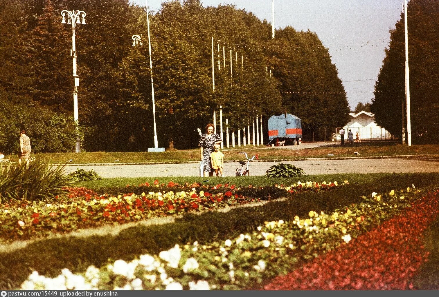 Город советский парк. Парк Сокольники 80-е. Парк Сокольники СССР. Парк Сокольники в Москве 1950. Парк Сокольники в 90-е.