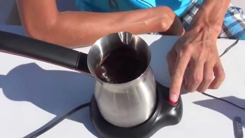 Кофе в электротурке. Турка для разогрева масла. Электрический нагреватель кофе в турке. Кофе в электрической турке. Как сварить кофе в электрической