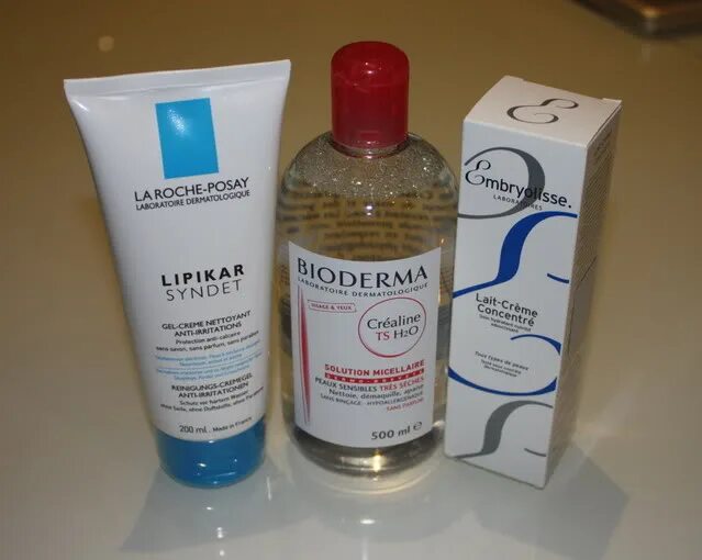 Ля рош или биодерма. Биодерма Синдет. Bioderma lupicar. Биодерма Липикар Синдет. Биодерма гель для душа для атопичной кожи.