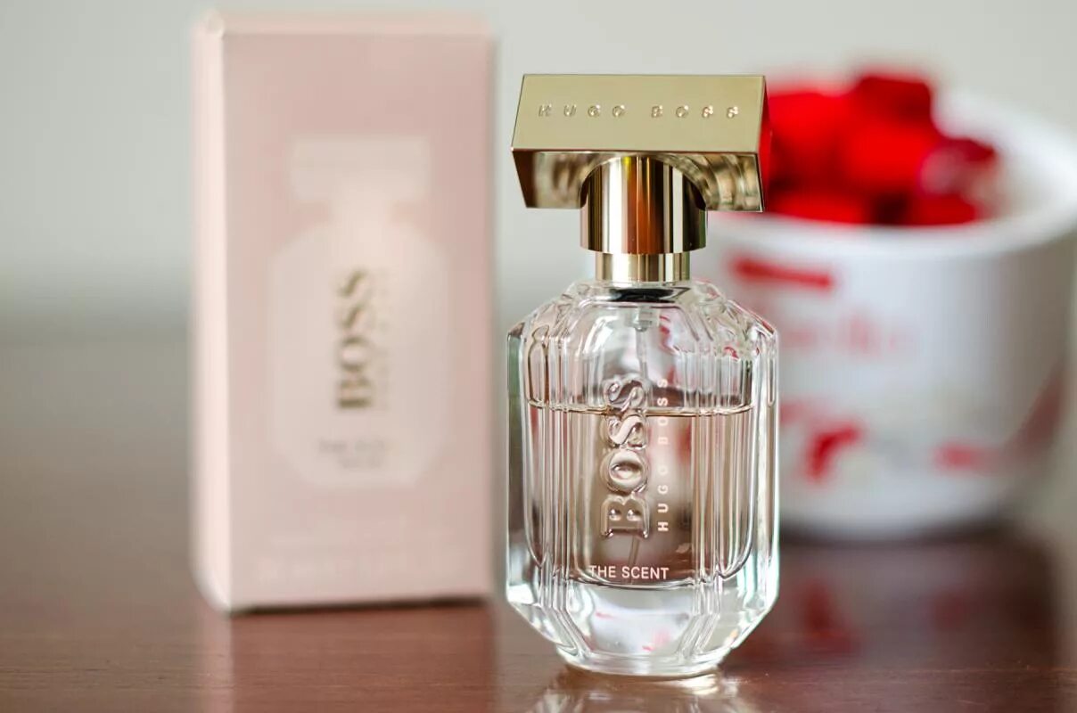 Boss for her парфюмерная вода. Духи женские Boss Hugo Boss the Scent летуаль. Хуго босс Сцент женский. Хьюго босс женские духи. Хьюго босс женские the Scent for her.